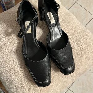 Loft # 7 M black shoes
